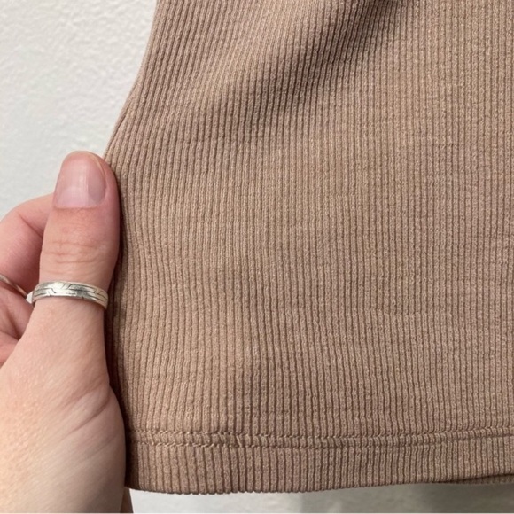 Unlabeled Tan Ribbed Tank Top - Picture 7 of 9
